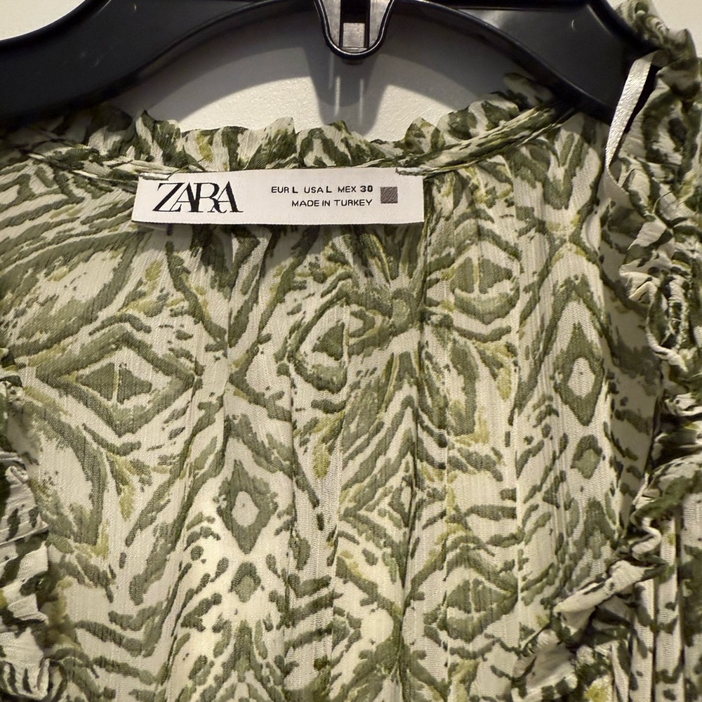 ZARA OLIVE PATTERNED RUFFLE DRESS SIZE LARGE - Picture 4 of 4